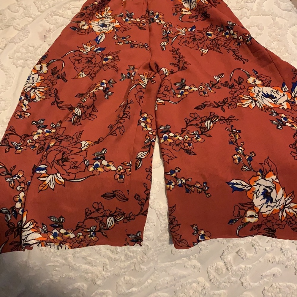 Romper - Picture 3 of 4